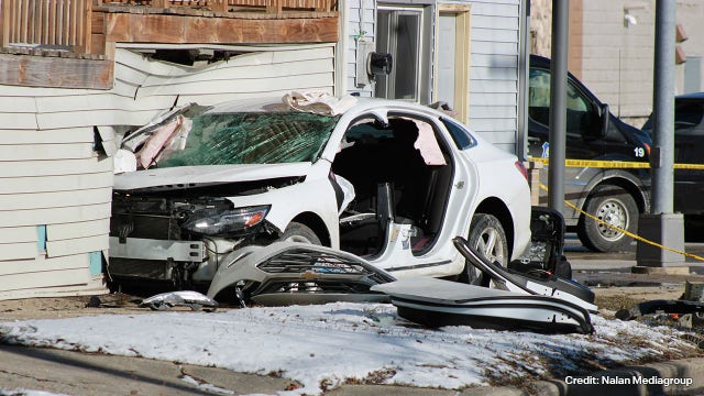 Racine crash: Driver arrested, passenger extricated