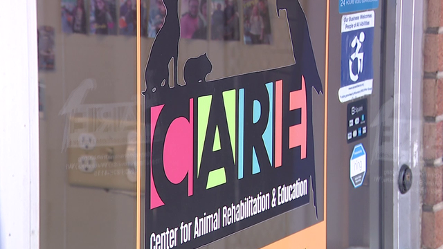 Bird flu fears force aviary to close at Waukesha nonprofit