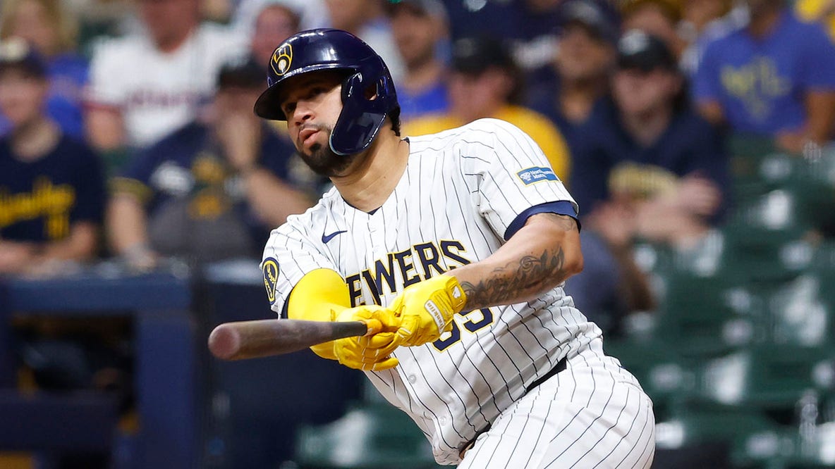 Brewers, Gary Sánchez finalize deal bringing catcher back to Milwaukee