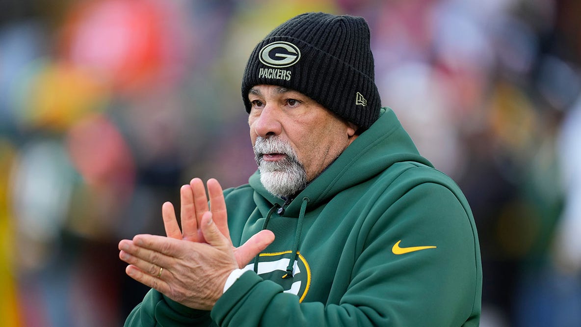 Packers special teams coordinator Rich Bisaccia steps down