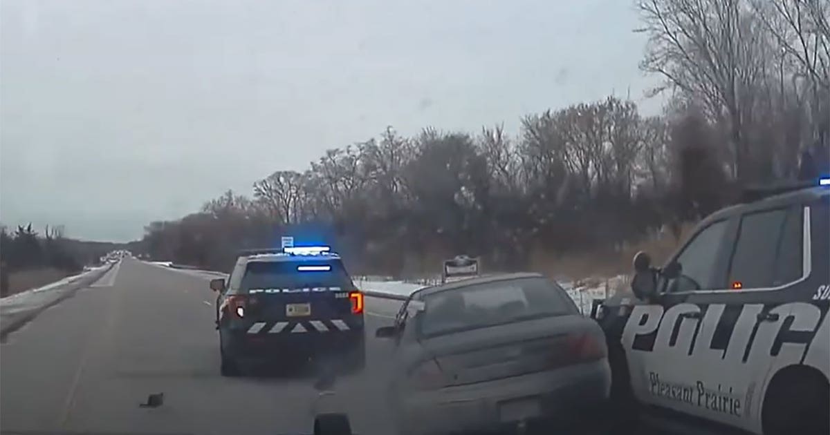 Pleasant Prairie police chase stretches miles, ends on foot in Illinois