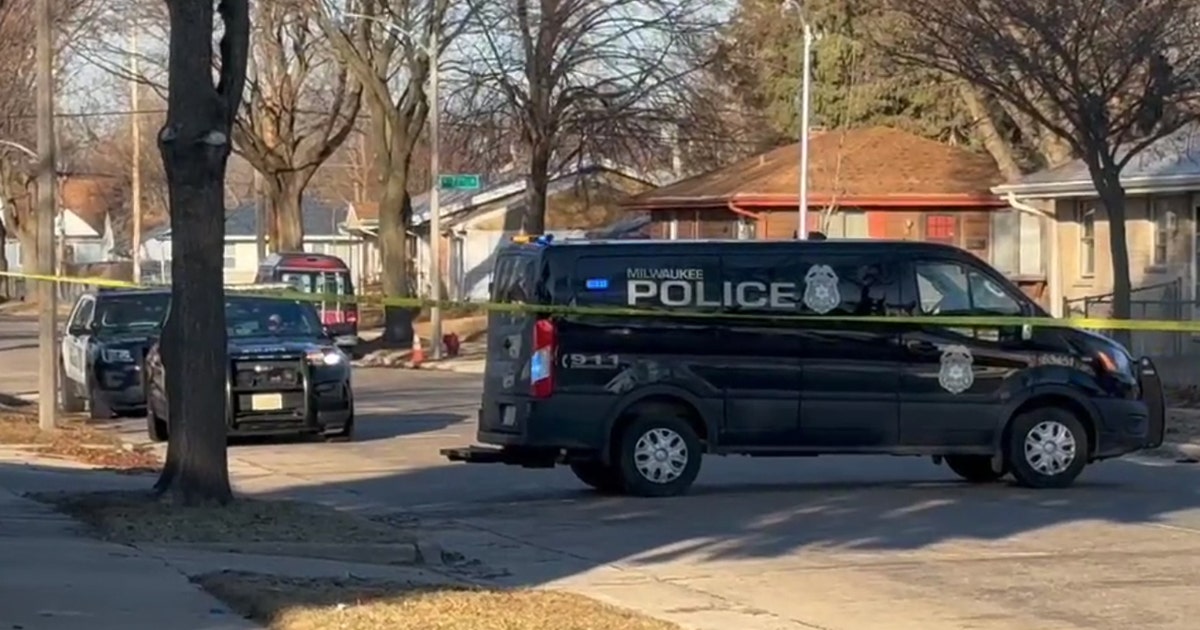 Milwaukee domestic dispute shooting; 1 wounded, suspect sought