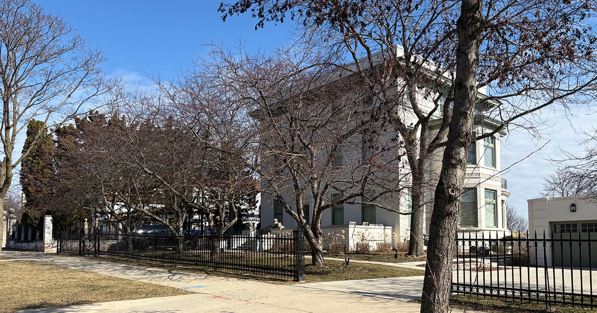 Milwaukee robbery, shots-fired incident; 25-year-old arrested