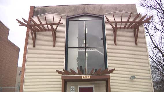 Tenants return to Milwaukee apartment after heat, water pipes fixed