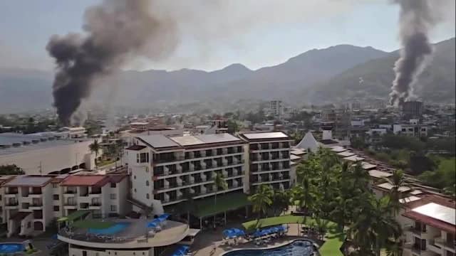 Puerto Vallarta unrest forces Milwaukee flight home: 'Like a war zone'