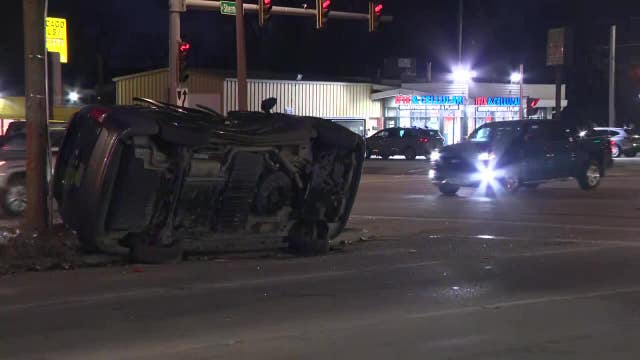Milwaukee hit-and-run crash; striking driver suspected of OWI, police say