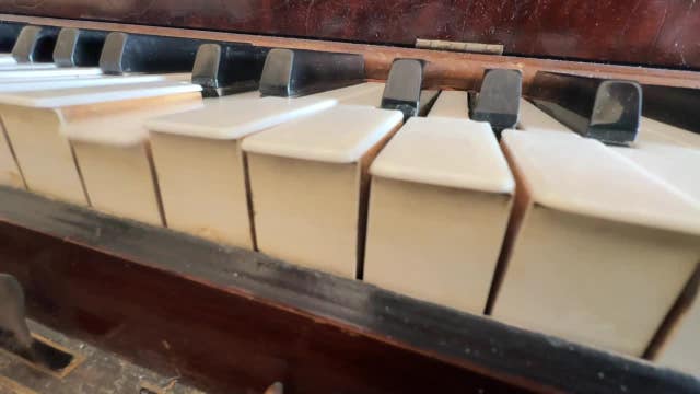 Family gets piano returned years later; business owner criminally charged