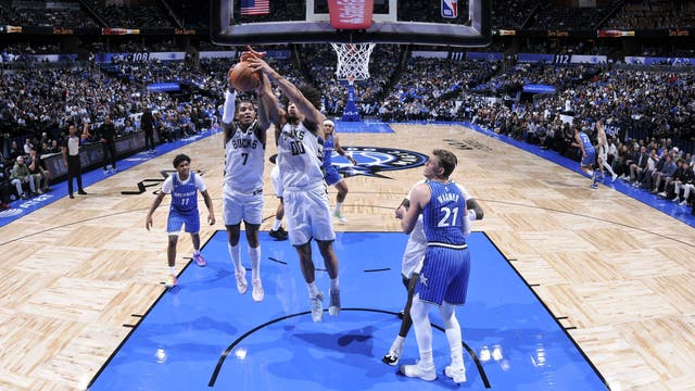 Magic pull away late, beat Bucks to end Milwaukee's win streak