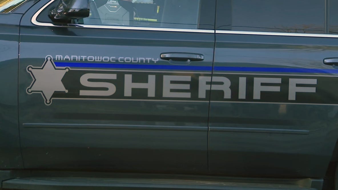 Manitowoc County crash; Wauwatosa man dies at hospital