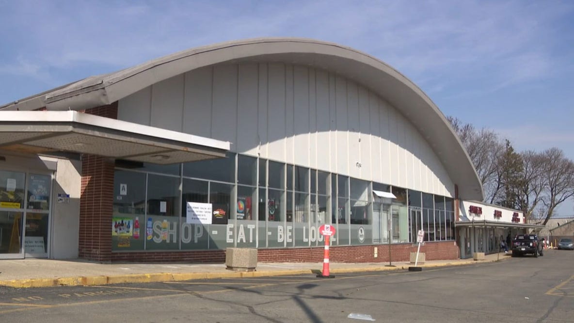 New Milwaukee grocery store to open in former Sentry Foods space