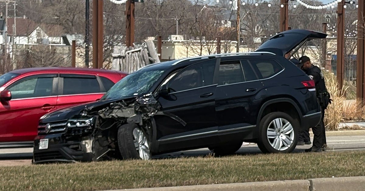 Milwaukee pursuit, stolen vehicle crash near 37th and Highland | FOX6 ...