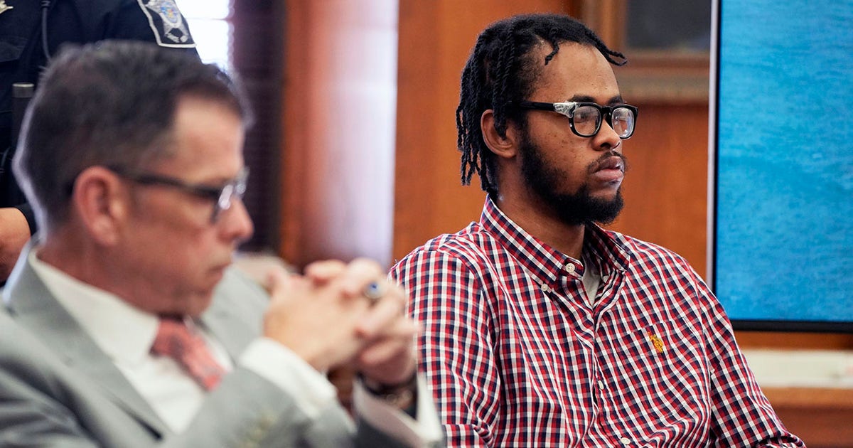 Tremaine Jones trial: Testimony details scene, evidence in shooting of Milwaukee police officers