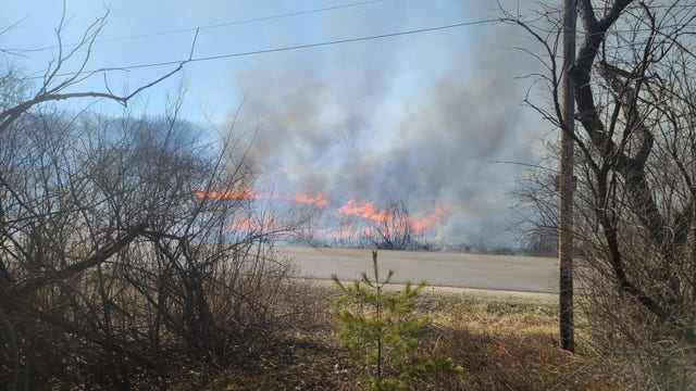 Bristol brush fire; several residences evacuated as a precaution