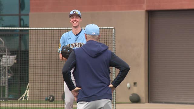 Brewers spring training; players find ways to unwind in Phoenix