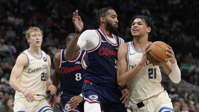 Short-handed Bucks fall to Clippers, lose 10 of last 12