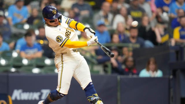 Brewers fall to Rays on 9th-inning double, suffer first loss of season