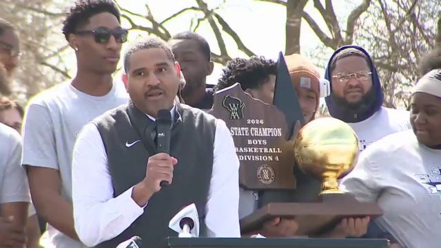 Milwaukee Juneau boys basketball championship, MPS celebrates title