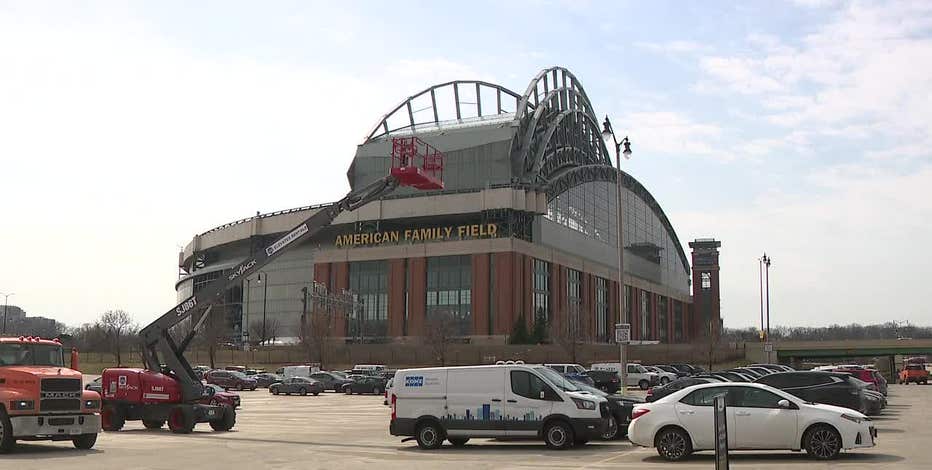 Milwaukee Brewers Opening Day; construction, parking & more