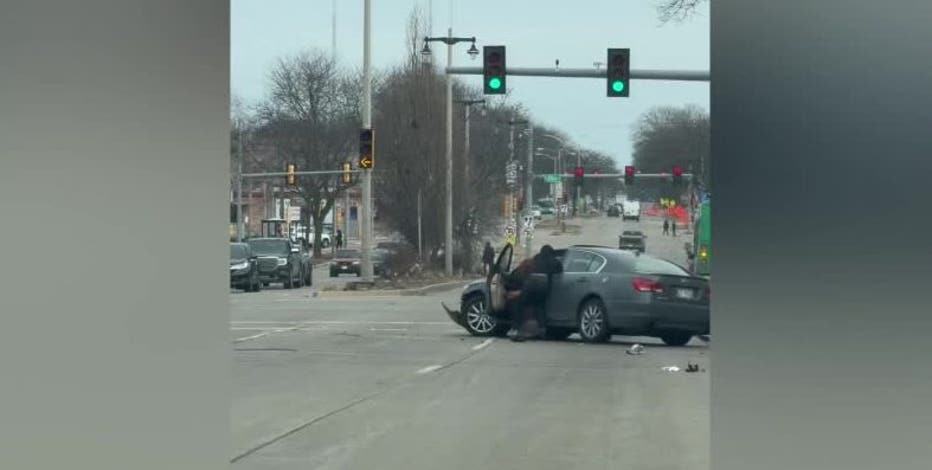 Milwaukee stolen car chaos; confrontation ends in crashes