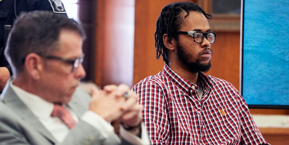 Milwaukee officers shot, Tremaine Jones trial: Live updates March 31