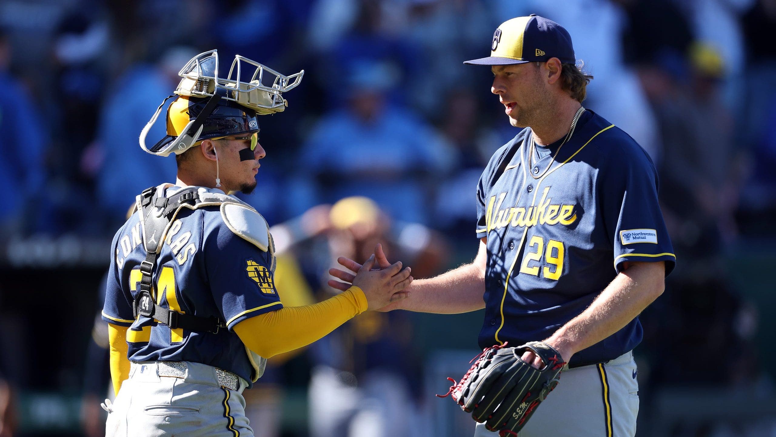 Contreras, Harrison lead Brewers to 8-5 win over Royals