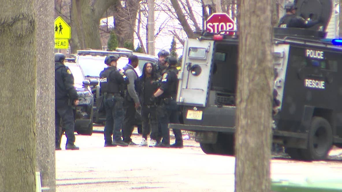 Milwaukee tactical situation, standoff; man sentenced