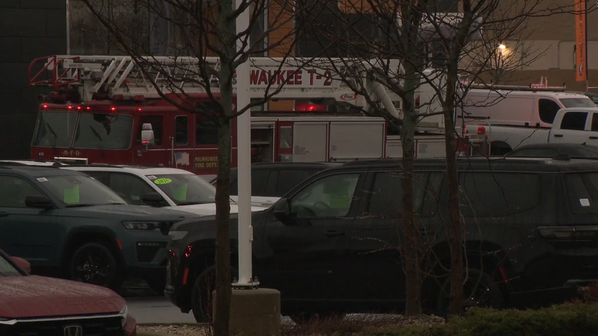 Vehicle fire at Milwaukee dealership; cause under investigation