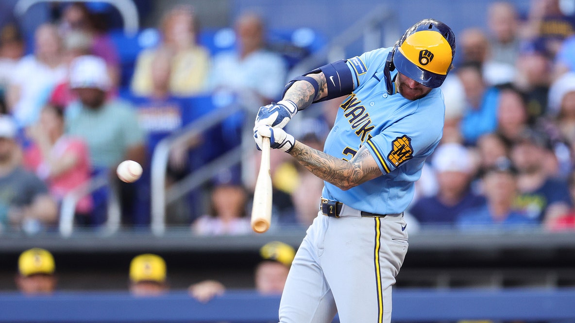 Brewers beat Marlins, Brice Turang's hot streak continues