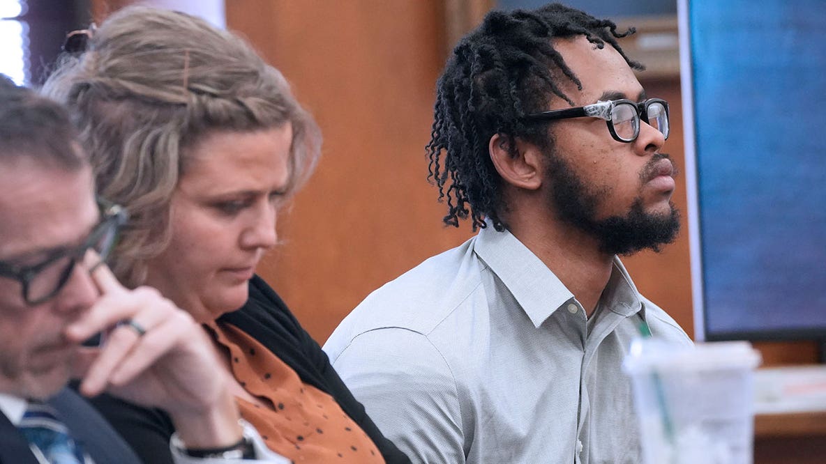 Milwaukee police officers shot: Tremaine Jones sentencing