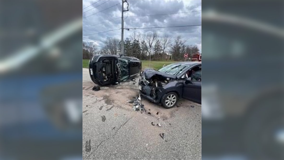 Mount Pleasant OWI crash, 28-year-old taken to the hospital