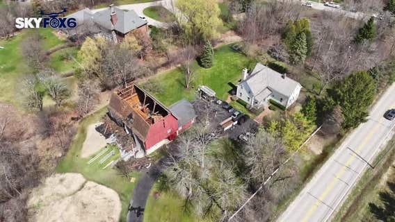 Mequon barn roof collapse; 3 people rescued, 7 taken to the hospital