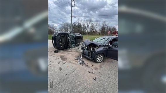 Mount Pleasant OWI crash, 28-year-old taken to the hospital