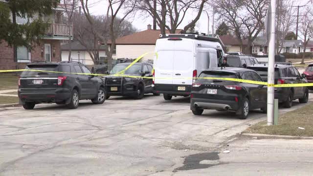 Milwaukee weekend standoff began as family dispute, search warrant says