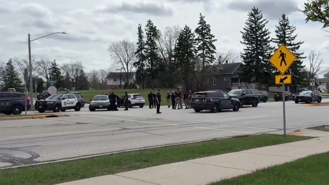 Milwaukee police chase into Brookfield, driver arrested