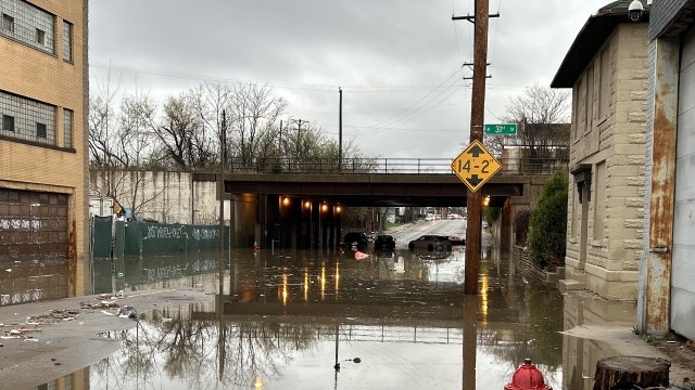 Milwaukee area flooding; cars stuck in high water, roads closed