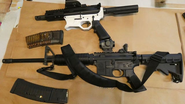 Milwaukee police warrant executed; 4 guns, illegal drugs recovered