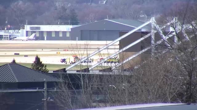 Milwaukee Mitchell airport responds to small plane landing issue
