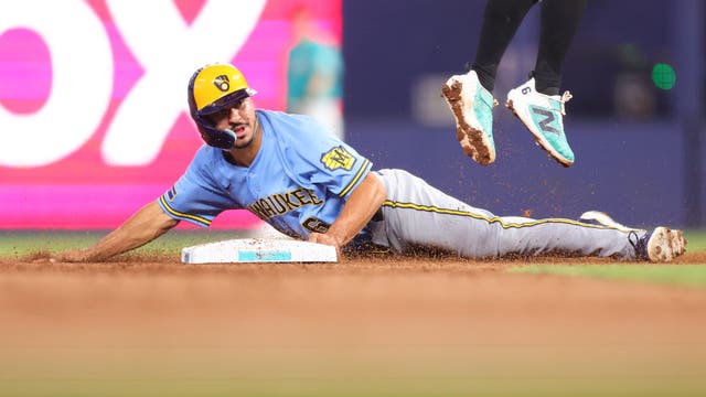 Brewers fall to Marlins after early deficit, late rally falls short