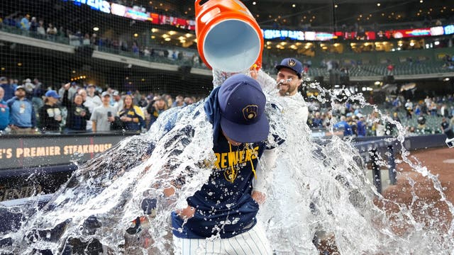 Brewers beat Pirates, Milwaukee avoids sweep behind Harrison