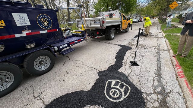 Milwaukee pothole repair, Brewers logo to be stamped onto pavement