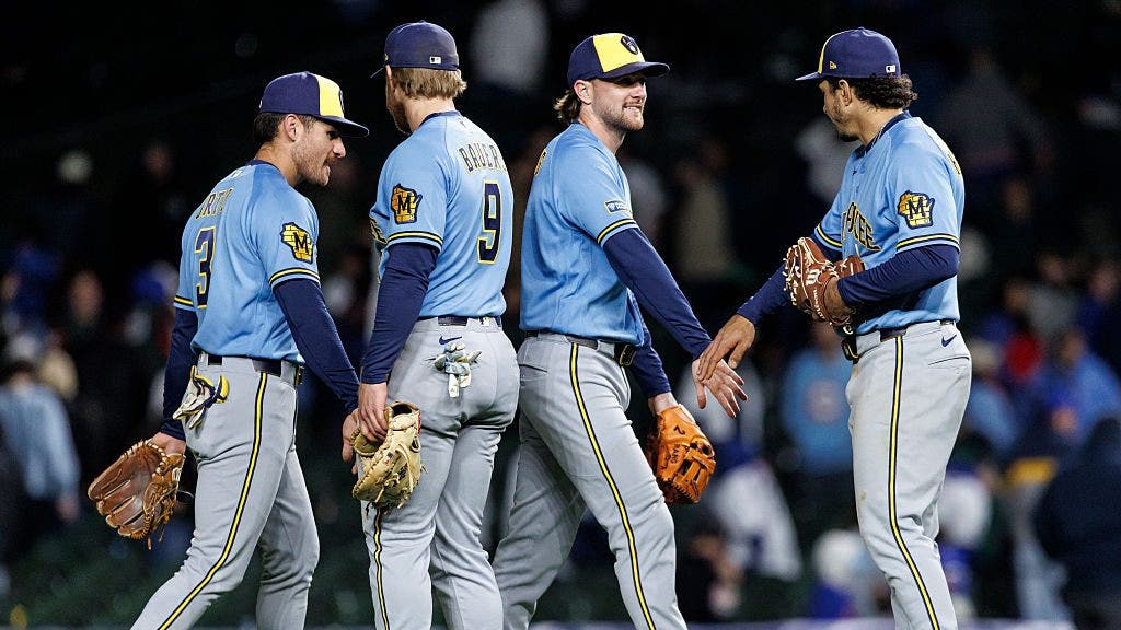 Brewers beat Cubs, sweep first NL Central rivalry series of season