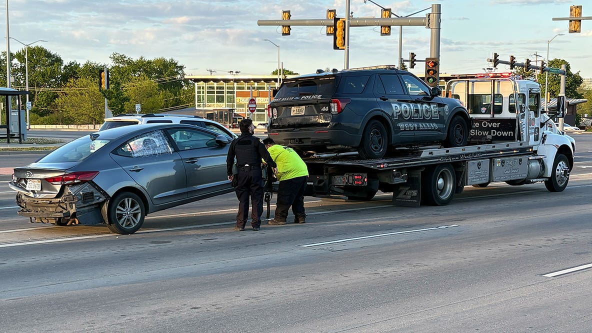 West Allis police chase leads to crash, Wauwatosa fire truck sideswiped