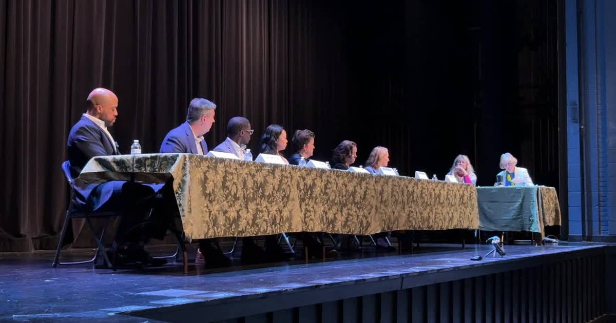 Wisconsin Democrats host governor candidate forum in Glendale