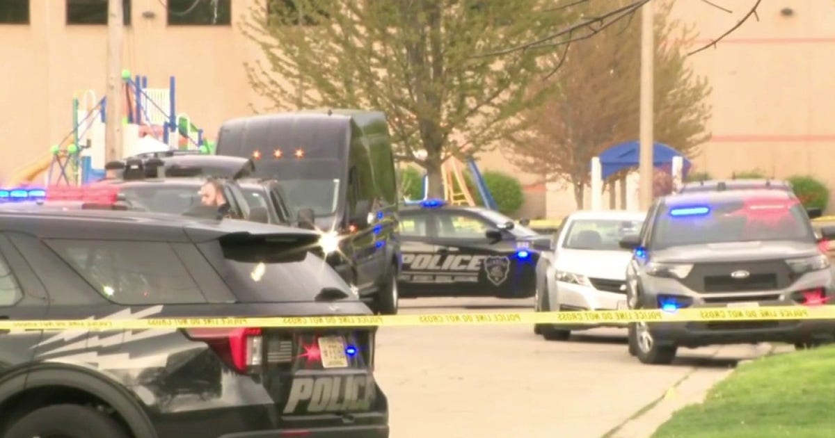 Kenosha standoff ends: Suspect in custody, shot by police officer ...