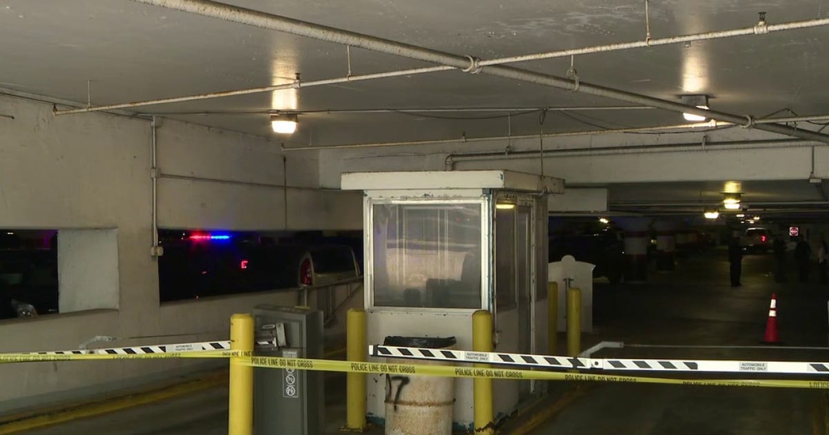 Milwaukee police investigating battery in parking garage