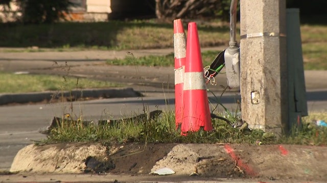 Milwaukee fatal crash near Fond du Lac and Roosevelt, 1 in custody