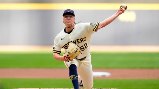 Brewers beat Cardinals, Mitchell hits 3-run HR to back Harrison's strong start