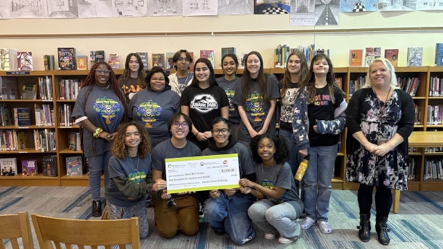 Milwaukee teacher in the running for 'America's Favorite Teacher'