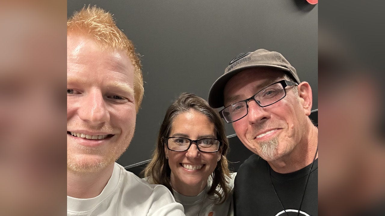 Wisconsin cancer survivor meets Ed Sheeran at Summerfest