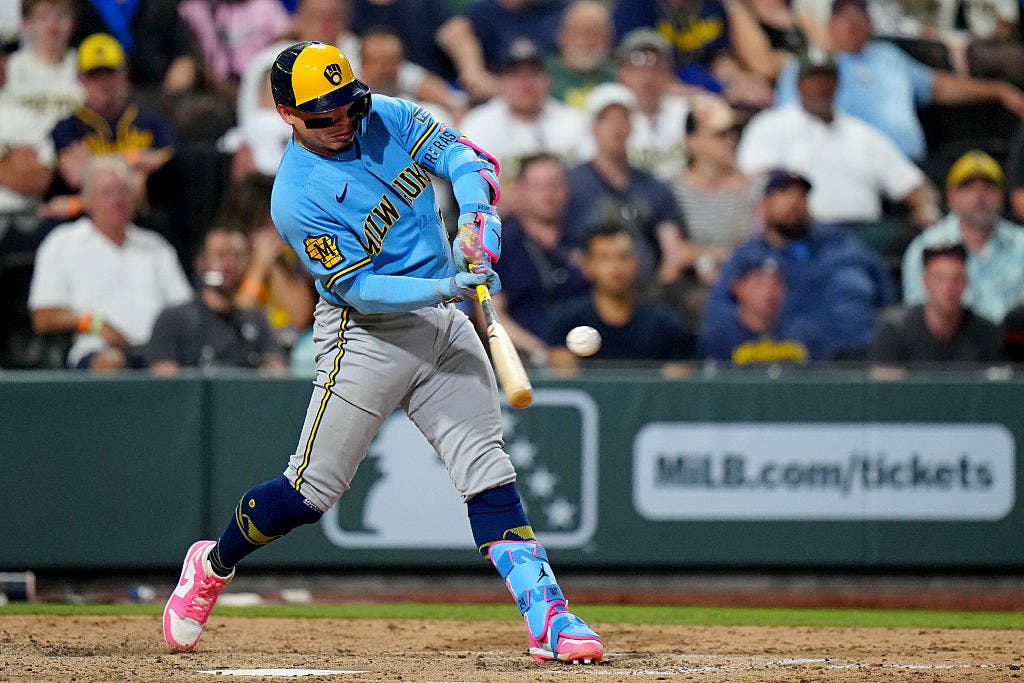 Milwaukee Brewers outlasted Athletics 15-14 in 12 innings Monday night